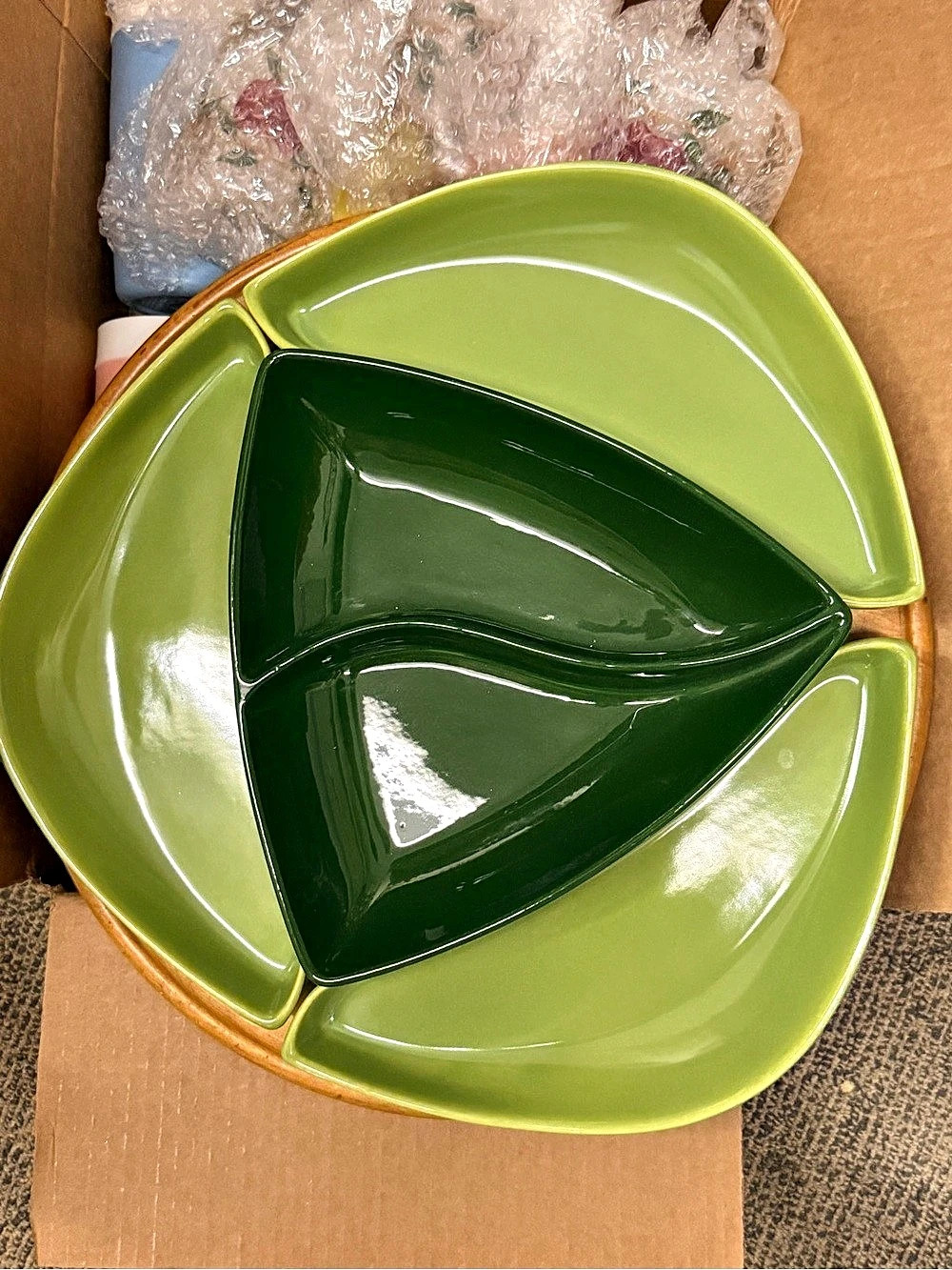 MCM Green Color Block relish Set